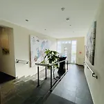 Weinbergs Loge 3*