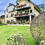 Weinbergs Loge Ernst