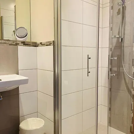 Weinbergs Loge 4* Ernst