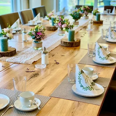 Weinbergs Loge Guest house Ernst