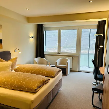 Weinbergs Loge 3*