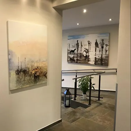 לינה וארוחת בוקר Weinbergs Loge