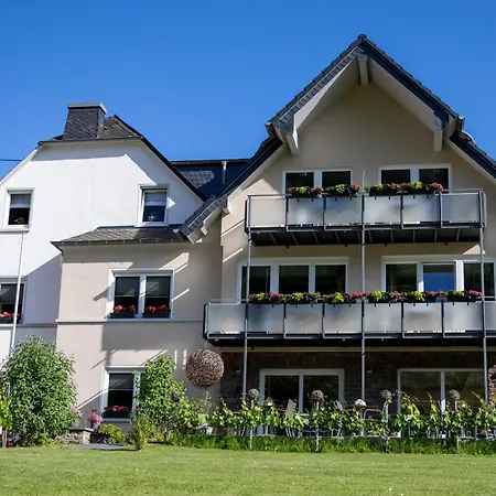 Weinbergs Loge 에른스트