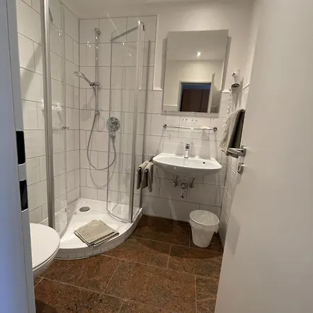 Weinbergs Loge ארנסט