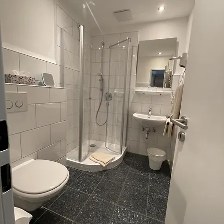 לינה וארוחת בוקר Weinbergs Loge