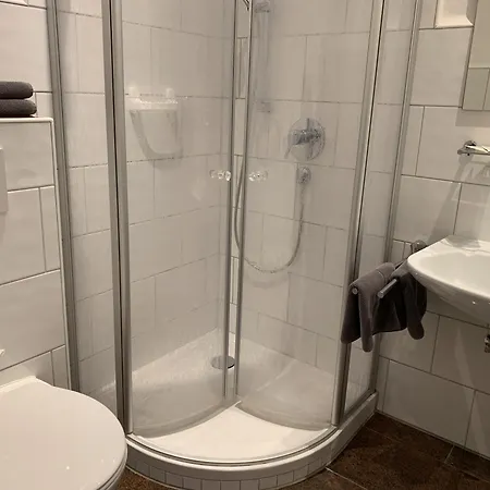 Weinbergs Loge 3* 에른스트