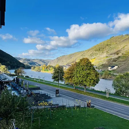 Weinbergs Loge B&B 3*