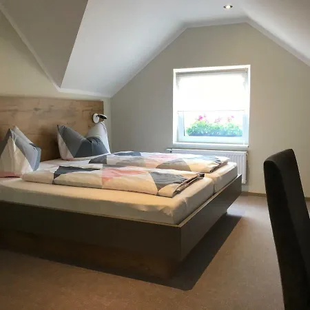 Weinbergs Loge Guest house 3*
