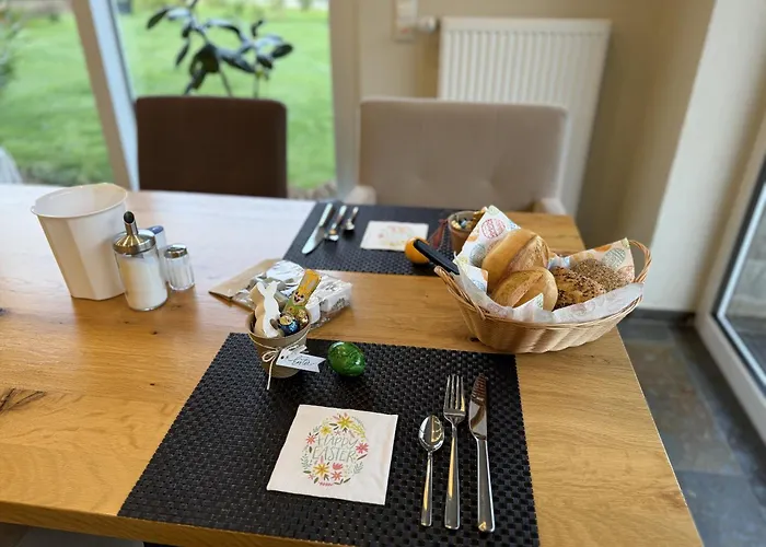 Weinbergs Loge Nocleg ze śniadaniem Ernst