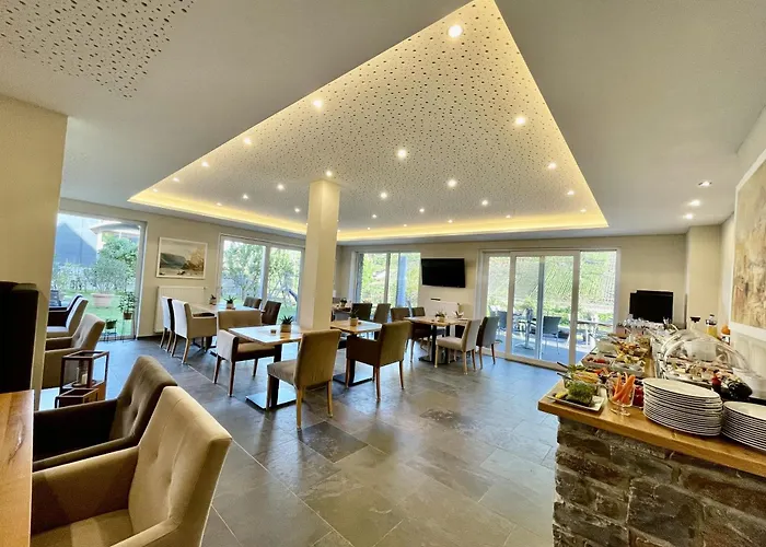 Weinbergs Loge Nocleg ze śniadaniem Ernst